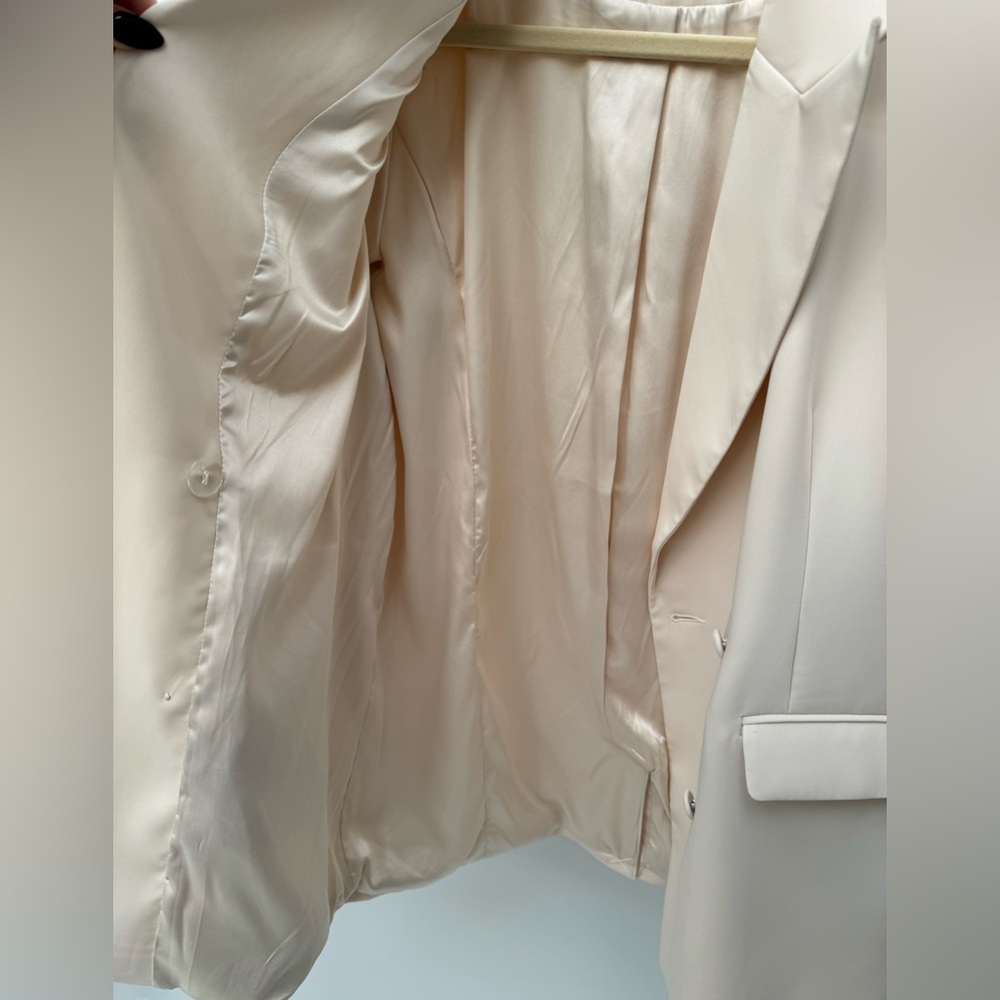 Meshki NWOT Madison Oversized Double-Breasted Blazer in Cream, Size XS - Picture 6 of 9